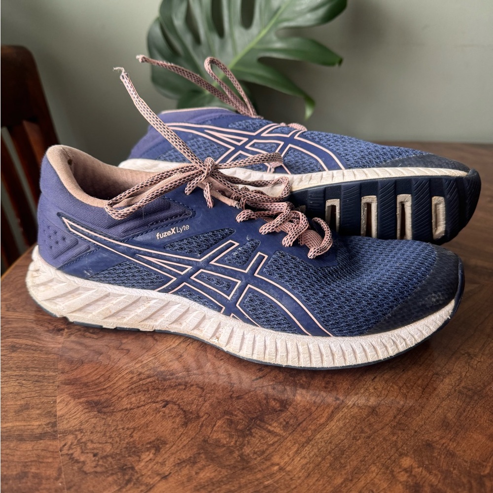 Asics Navy and Pink Running Shoes 9 Women’s Walking Ortholite